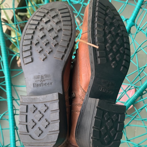 STEVE MADDEN BOOTS: red/deep pink color. stylish with laces; wear with zips - Picture 15 of 15